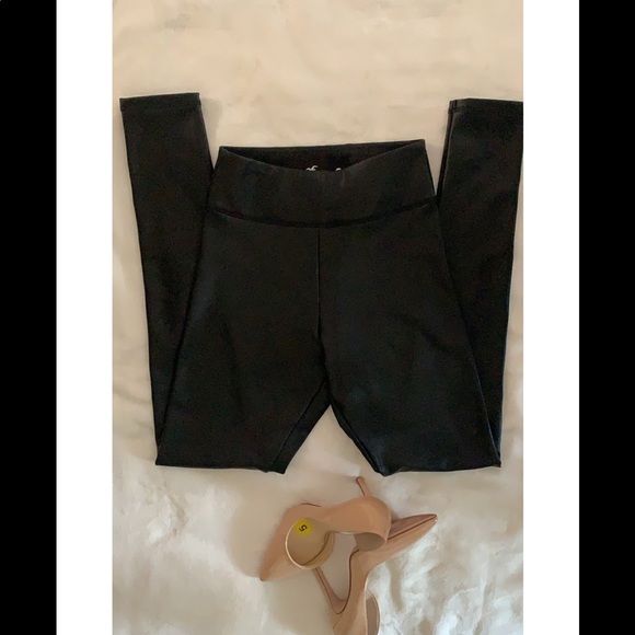 Bottom - Picture 3 of 3